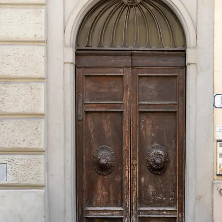 Apartment Basilica Di Santa Croce - Elegante Florence